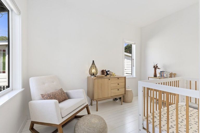 Photo of property in 20 Mantell Street, Seatoun, Wellington, 6022