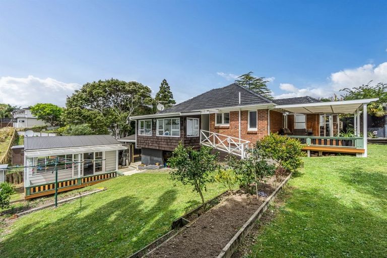 Photo of property in 20 Hamilton Place, Glenfield, Auckland, 0629