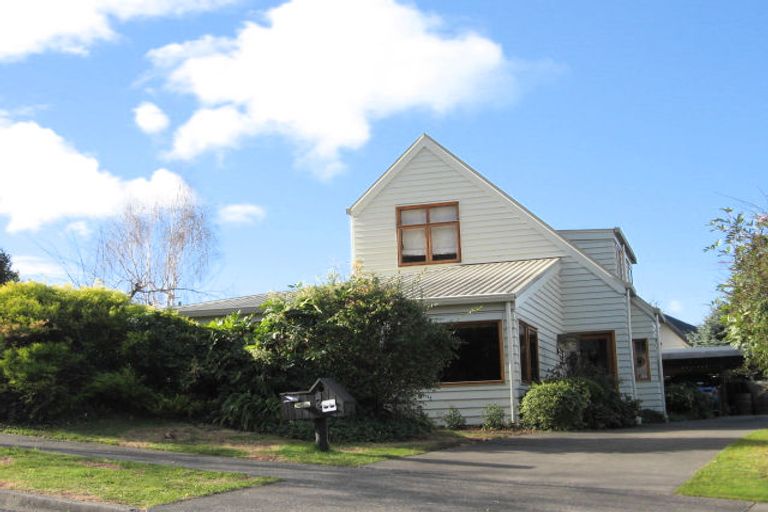 Photo of property in 3 Cumberland Rise, Taradale, Napier, 4112