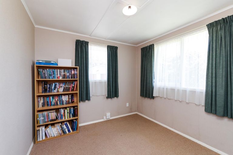 Photo of property in 98 Maxwells Line, Awapuni, Palmerston North, 4412