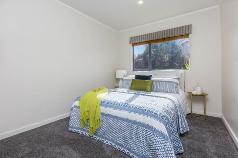 Photo of property in 34 Birkinshaw Grove, Riverstone Terraces, Upper Hutt, 5018