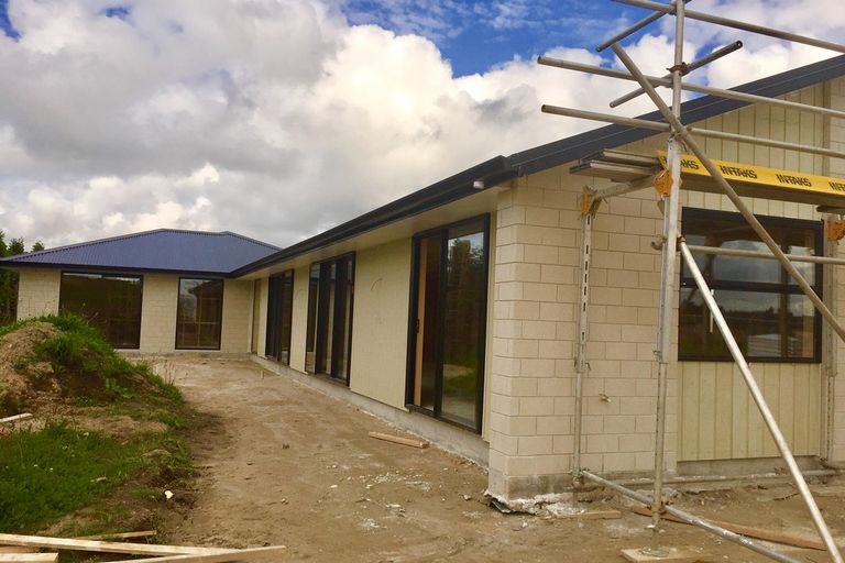 Photo of property in 123 Penetaka Heights, Pyes Pa, Tauranga, 3112