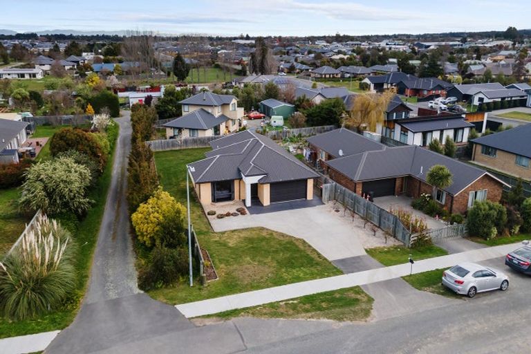 Photo of property in 58b Osborne Road, Amberley, 7410