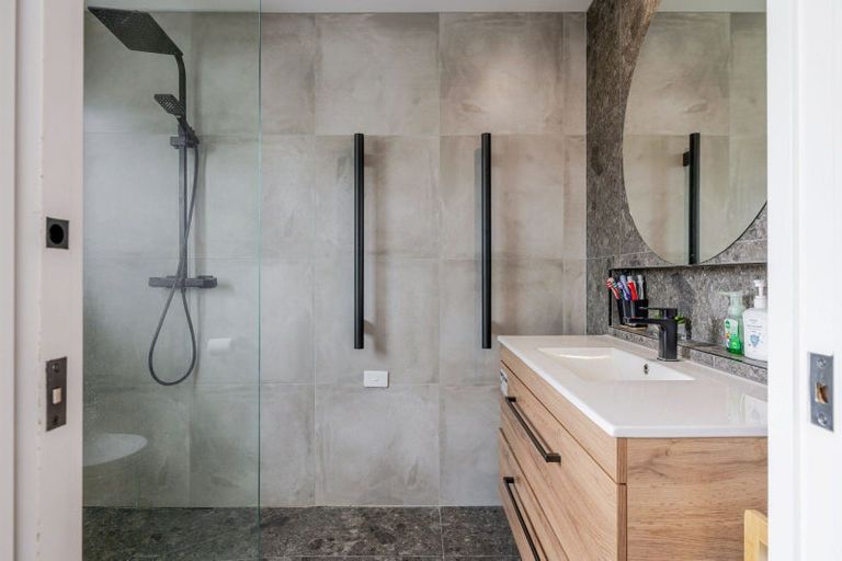 Photo of property in 77 Freedom Drive, Kelvin Grove, Palmerston North, 4414