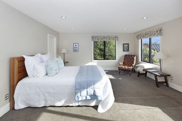 Photo of property in 5 Elmwood Road, Strowan, Christchurch, 8052