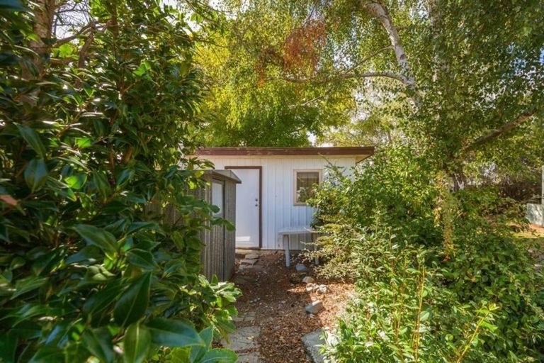 Photo of property in 50 Mahuta Road, Waitahanui, Taupo, 3378