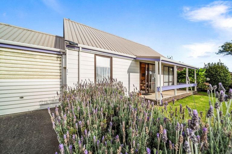 Photo of property in 44a Lantana Avenue, Bell Block, New Plymouth, 4312