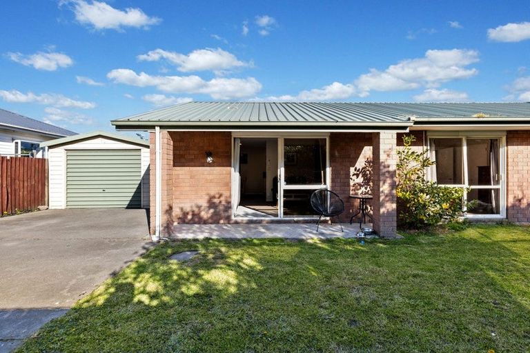 Photo of property in 45a Wrights Road, Addington, Christchurch, 8024
