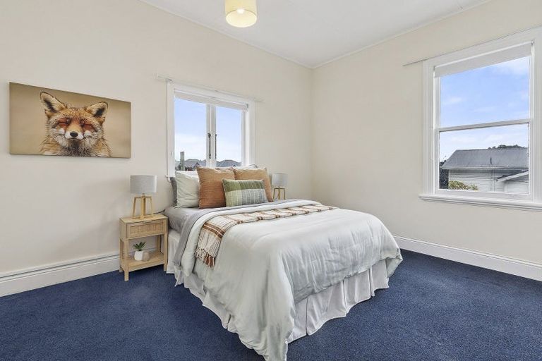 Photo of property in 10 Park Street, Thorndon, Wellington, 6011