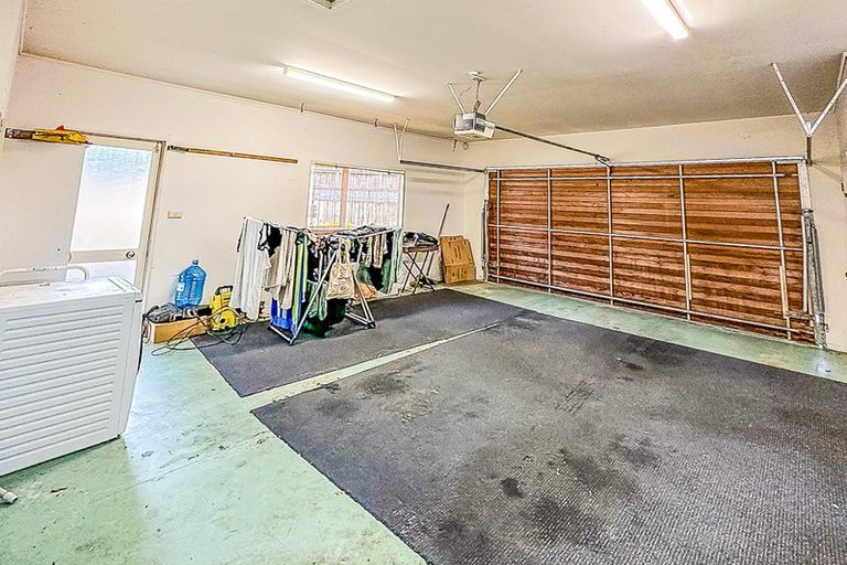 Photo of property in 67 Balmain Road, Birkenhead, Auckland, 0626