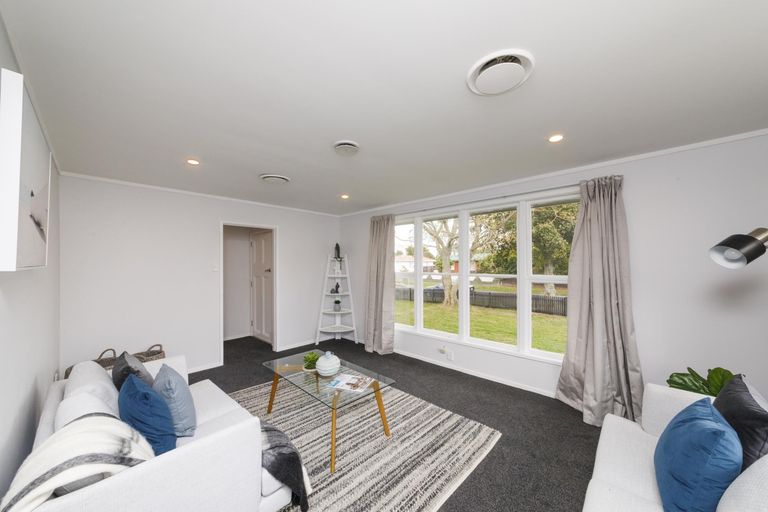 Photo of property in 42 Robinson Crescent, Westbrook, Palmerston North, 4412