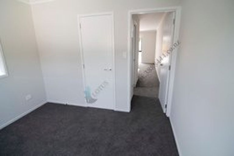 Photo of property in 104 Bowhill Road, New Brighton, Christchurch, 8083