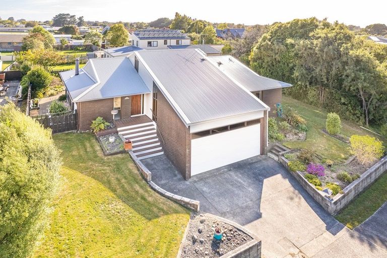 Photo of property in 20 Dunsinane Place, Marton, 4710