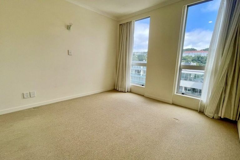 Photo of property in Terrace Heights Apartments, 13c/163 The Terrace, Wellington Central, Wellington, 6011