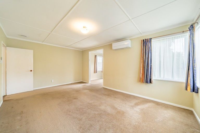 Photo of property in 4 Collett Street, Naenae, Lower Hutt, 5011
