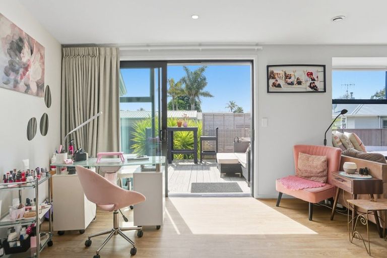 Photo of property in 30a Links Avenue, Mount Maunganui, 3116