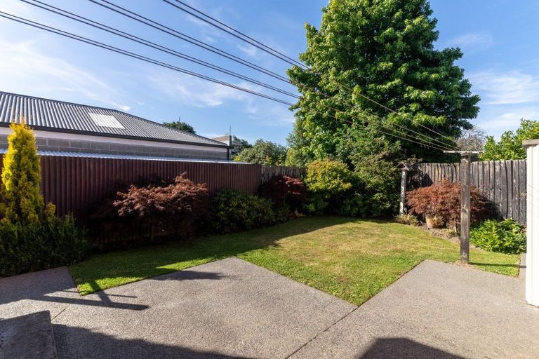 Photo of property in 1/147 Warren Crescent, Hillmorton, Christchurch, 8025