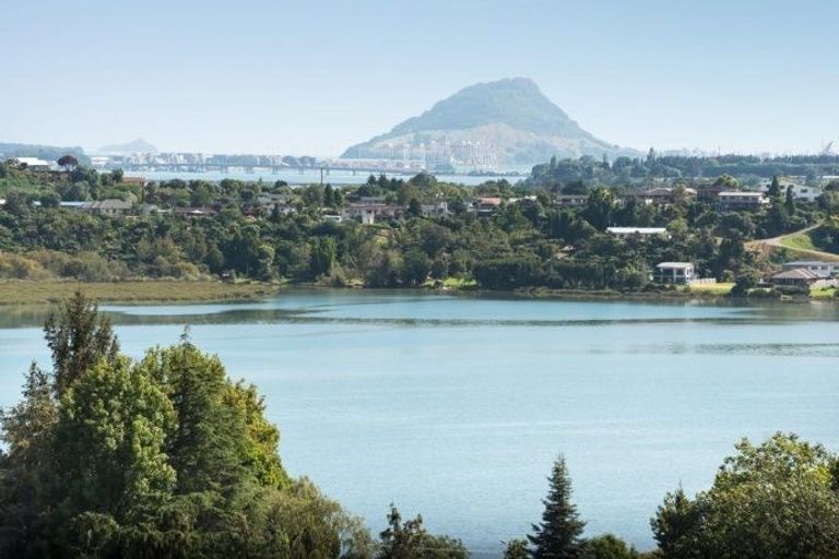 Photo of property in 9 Keam Way, Welcome Bay, Tauranga, 3112