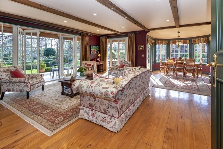 Photo of property in 346 Clifton Road, Whitford, Howick, 2571