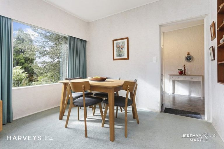 Photo of property in 310 Titirangi Road, Titirangi, Auckland, 0604
