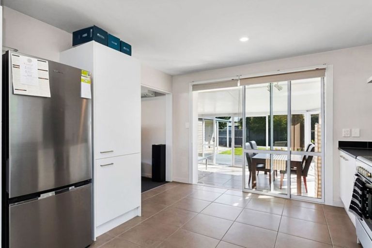 Photo of property in 3 Aspen Place, Parklands, Christchurch, 8083
