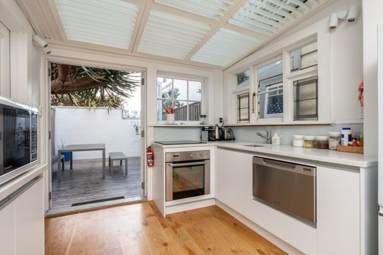 Photo of property in 7 Nicholas Street, Taradale, Napier, 4112