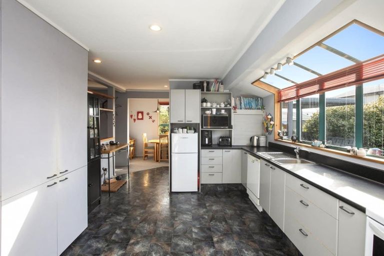 Photo of property in 142 Harewood Road, Papanui, Christchurch, 8053