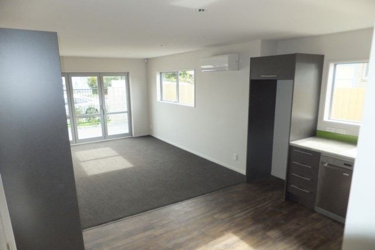 Photo of property in 48a Brockworth Place, Riccarton, Christchurch, 8011