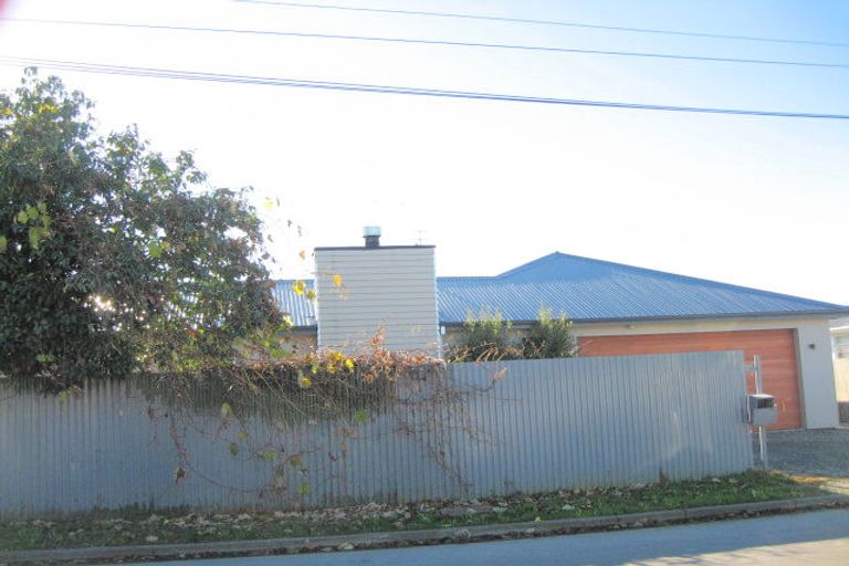 Photo of property in 29 Factory Road, Belfast, Christchurch, 8051