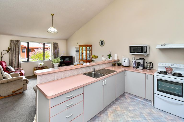 Photo of property in 10/151 Kitchener Road, Pukekohe, 2120