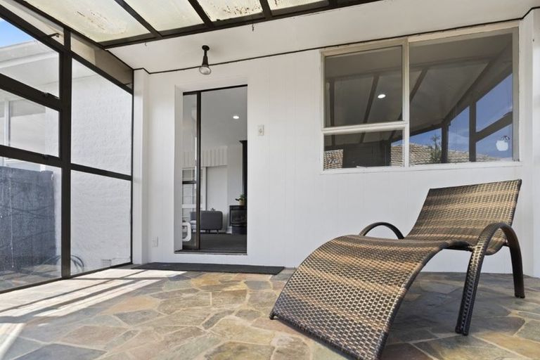 Photo of property in 84 Farquhars Road, Redwood, Christchurch, 8051