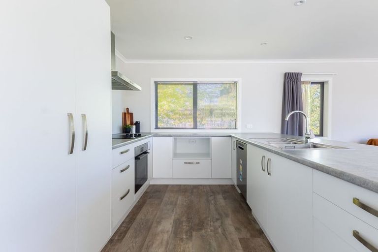 Photo of property in 16a Utauta Street, Waikanae, 5036