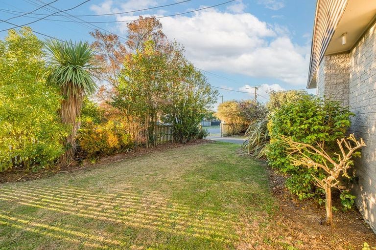 Photo of property in 35 Landy Street, Dallington, Christchurch, 8061