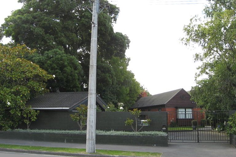 Photo of property in 19 Holmwood Road, Merivale, Christchurch, 8014
