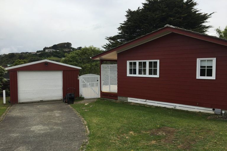 Photo of property in 30 Transom Close, Whitby, Porirua, 5024