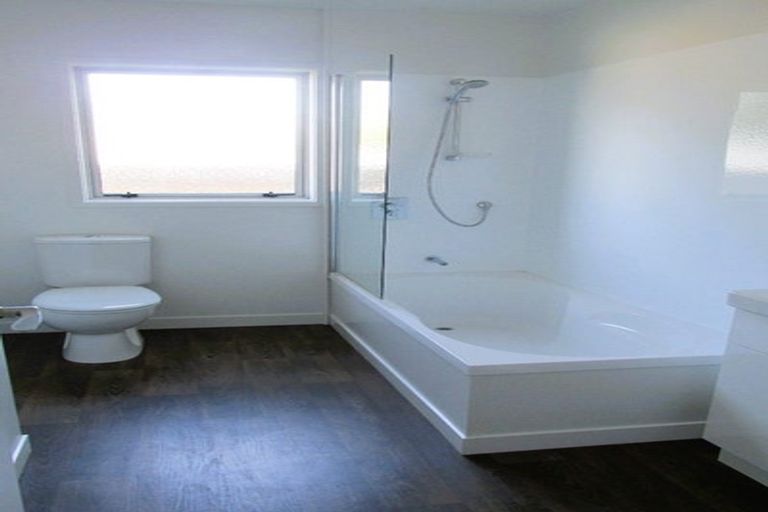 Photo of property in 4 Quartz Place, Brown Owl, Upper Hutt, 5018