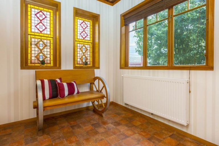 Photo of property in 1 Camp Street, Heretaunga, Upper Hutt, 5018