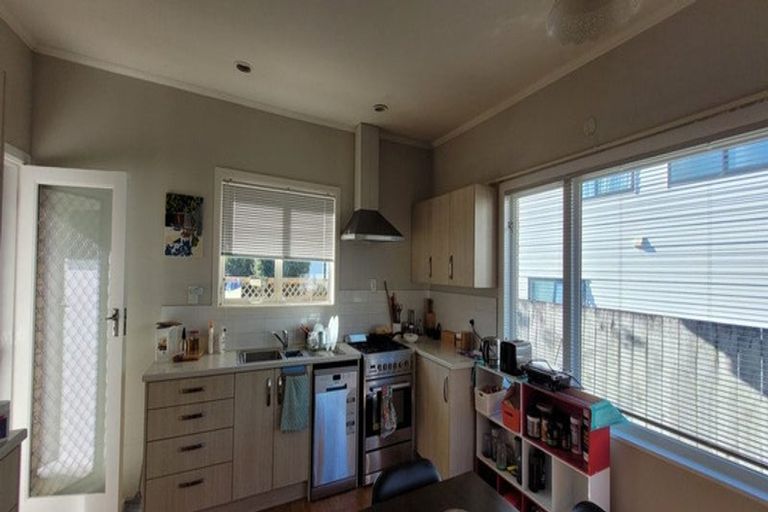 Photo of property in 35 Morrinsville Road, Hillcrest, Hamilton, 3216