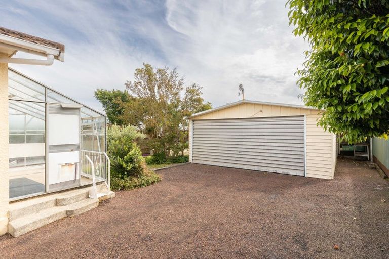 Photo of property in 7 Lydford Place, Spotswood, New Plymouth, 4310