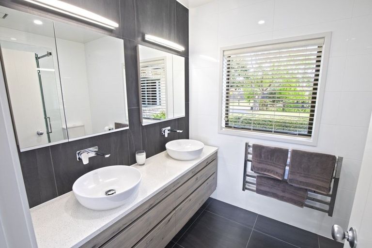 Photo of property in 6 Village Fields Road, Waiau Pa, Pukekohe, 2679