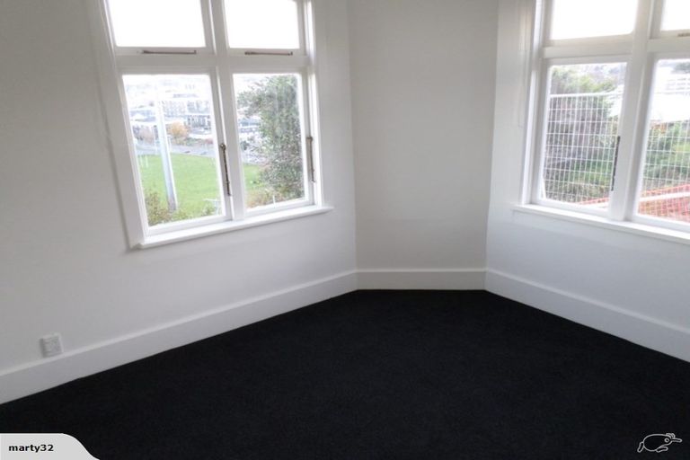 Photo of property in 1 Saint Abbs Place, North Dunedin, Dunedin, 9016