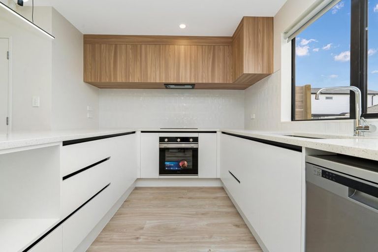 Photo of property in 8/63 Cambridge Terrace, Papatoetoe, Auckland, 2025