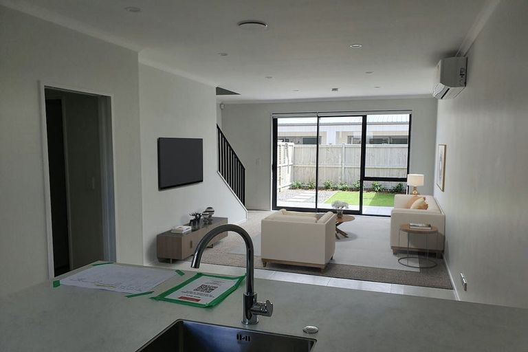 Photo of property in 39 Periko Way, Takanini, 2112