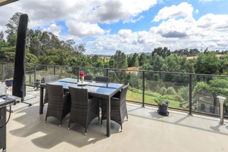 Photo of property in 161 Kimihia Road, Huntly, 3771