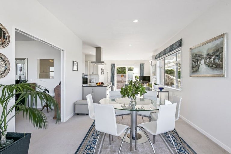 Photo of property in 18 Mandalay Terrace, Khandallah, Wellington, 6035