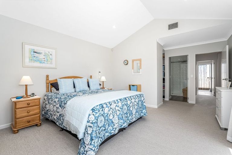 Photo of property in 118 Rosetta Road, Raumati South, Paraparaumu, 5032