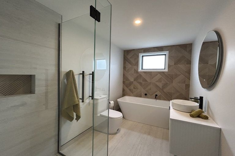 Photo of property in 19 Walton Way, Lower Shotover, 9304