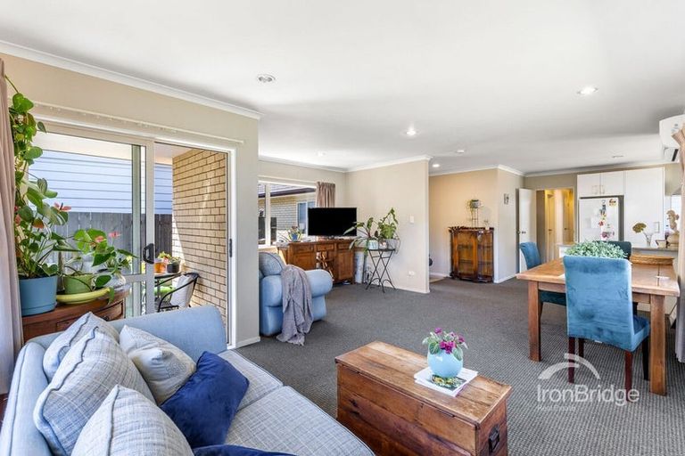 Photo of property in 71a Vincent Street, Howick, Auckland, 2014