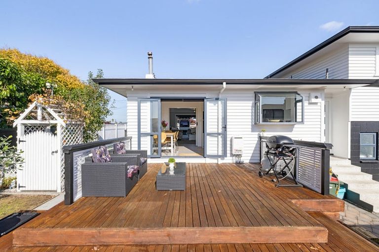 Photo of property in 166 Sandwich Road, St Andrews, Hamilton, 3200