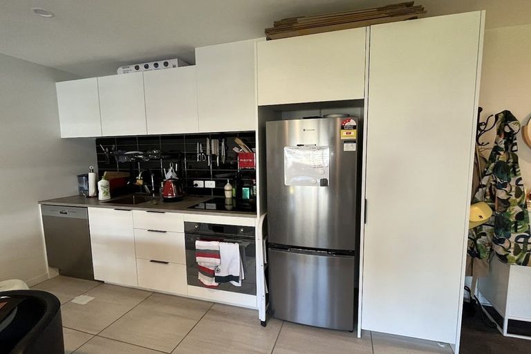 Photo of property in Pinnacle Apartments, E802/160 Victoria Street, Te Aro, Wellington, 6011
